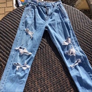 Pleated mom jeans